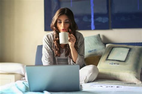 online webcam piger|Danske Cam piger, arbejder hjemmefra og bestemmer selv priser .